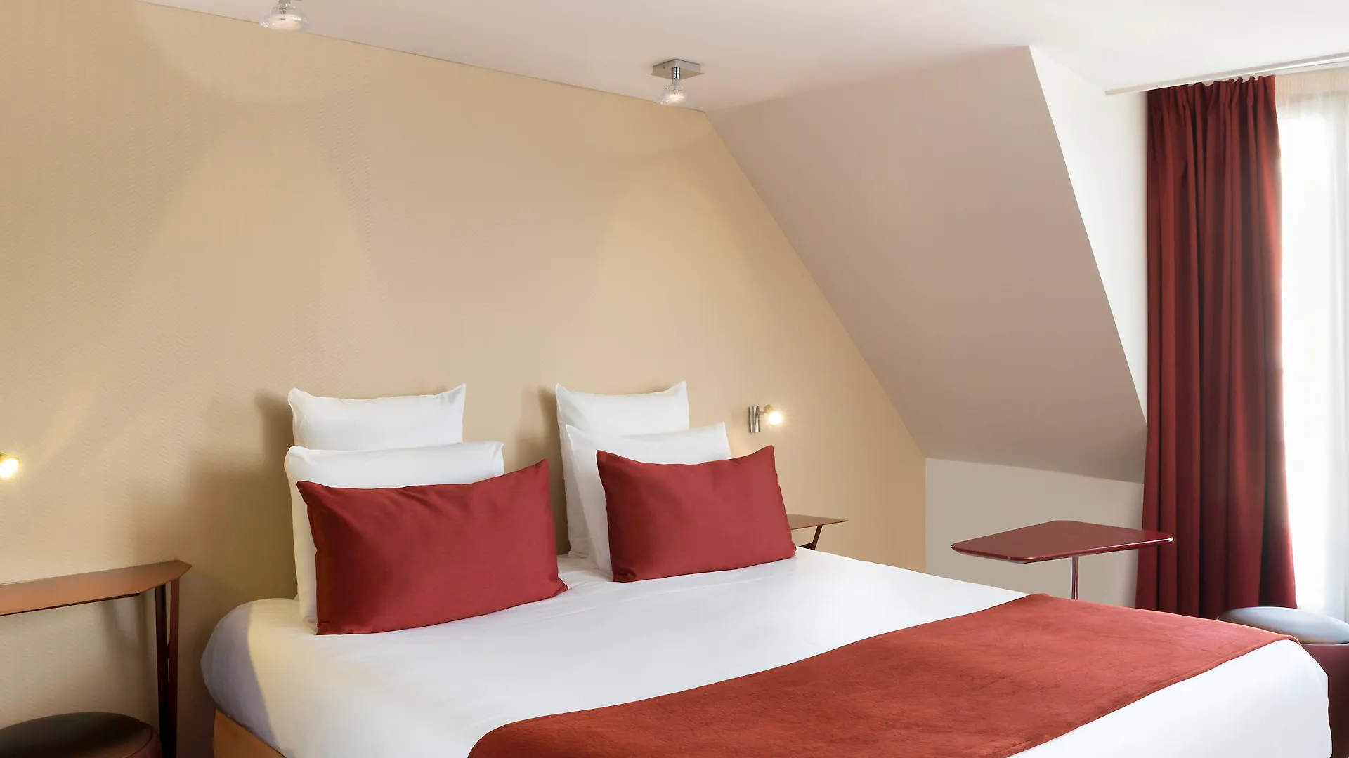 Mercure Opera Lafayette Hotel